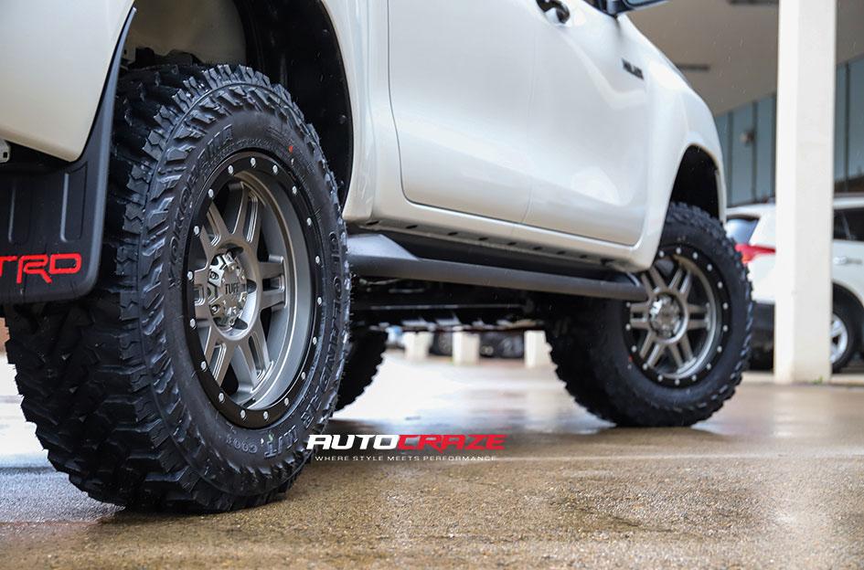 TOYOTA HILUX N80 4WD T